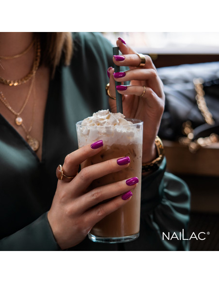 #Queen Hybrid polish NaiLac 7ml