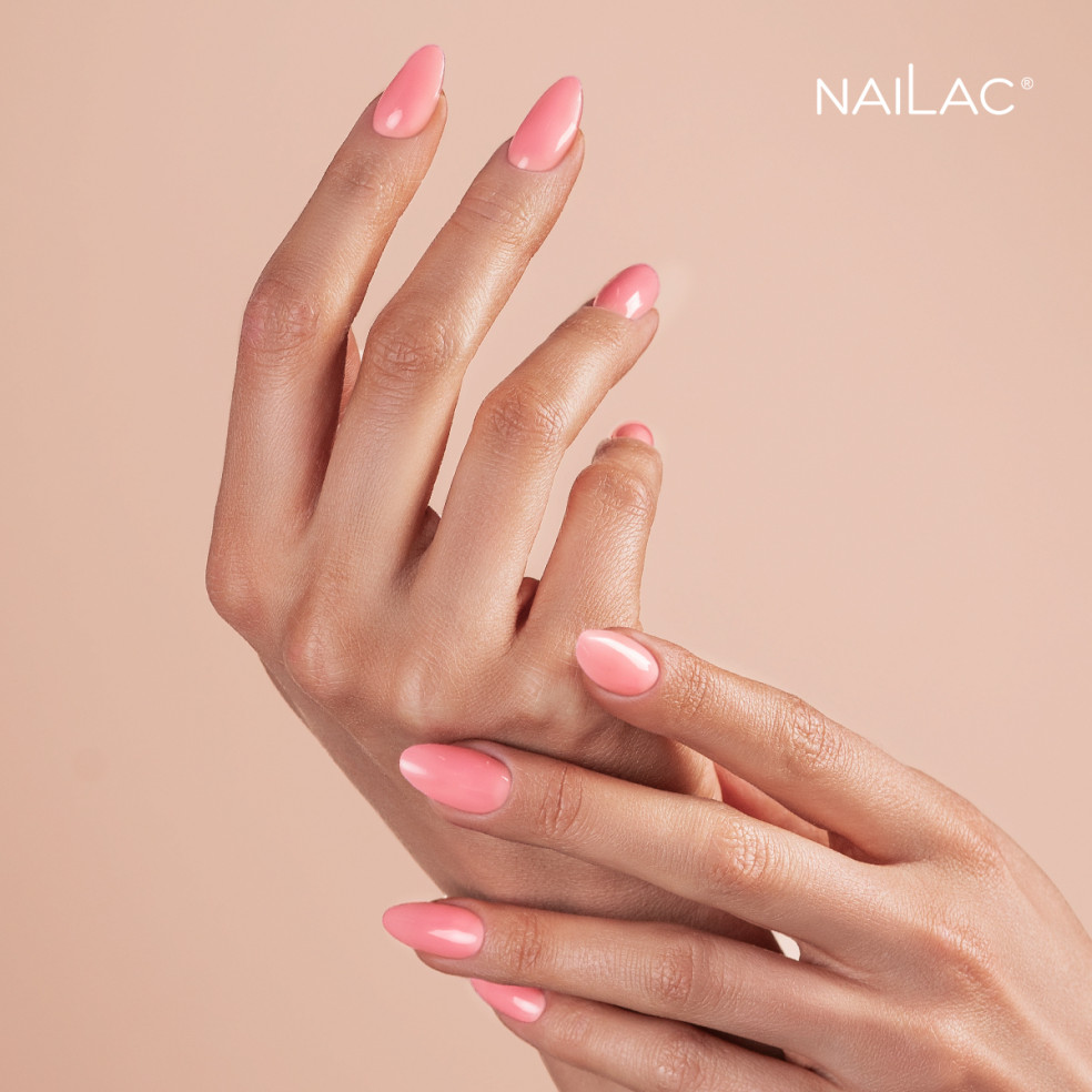 Brzoskwiniowy żel do przedłużania na paznokciach