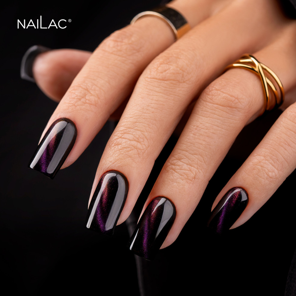 Manicure hybrydowy z efektem cat eye Manicure hybrydowy z efektem cat eye