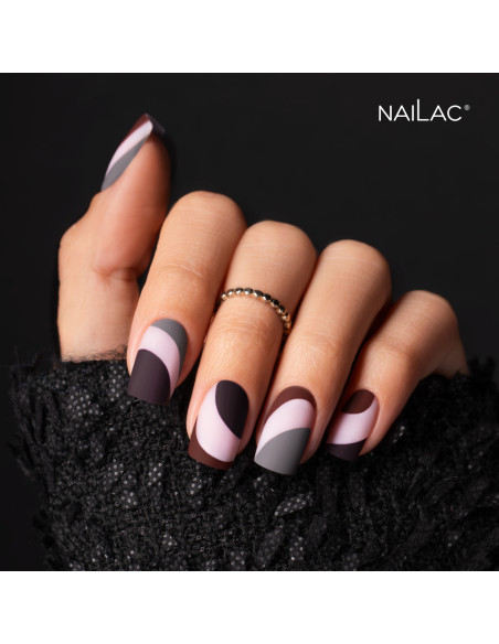 Manicure hybrydowy. Zdobienie wykonane za pomocą lakieru #501 NaiLac 7ml
