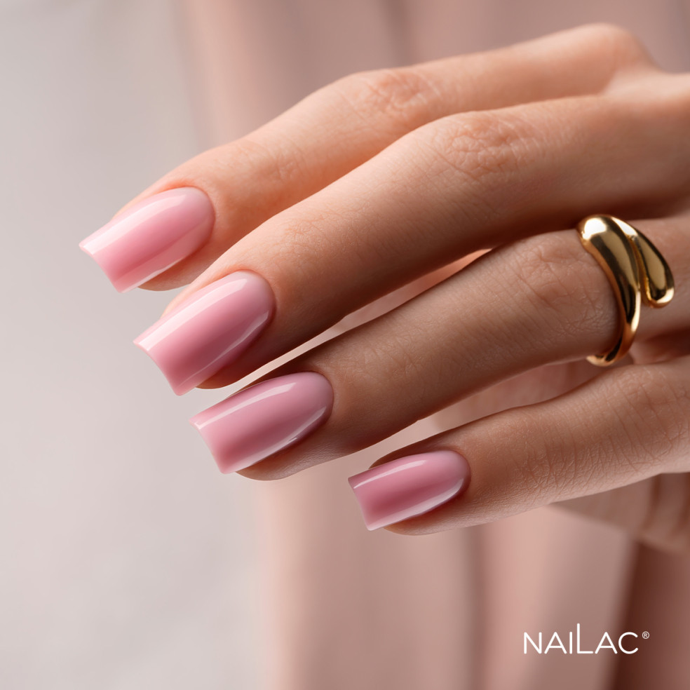 Manicure żelowy wykonany żelem w butelce w kolorze różowym Jelly Bottle Seduce