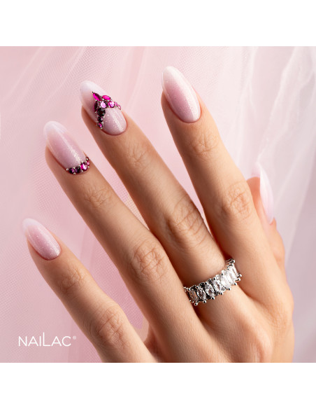 Manicure żelowy wykonany żelem w butelce z drobinkami Jelly Bottle Bling Peony