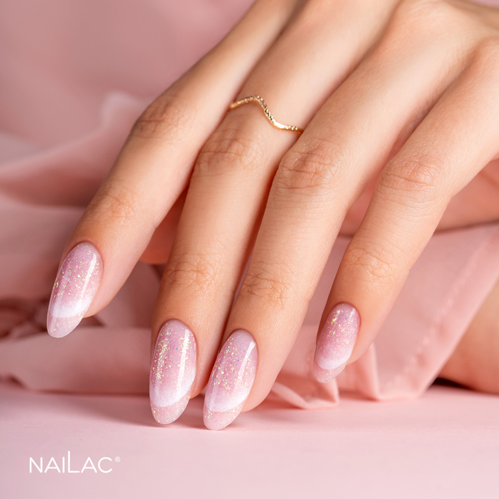 Paznokcie przedłużone różowym żelem w butelce z drobinkami Jelly Bottle Bling Diva