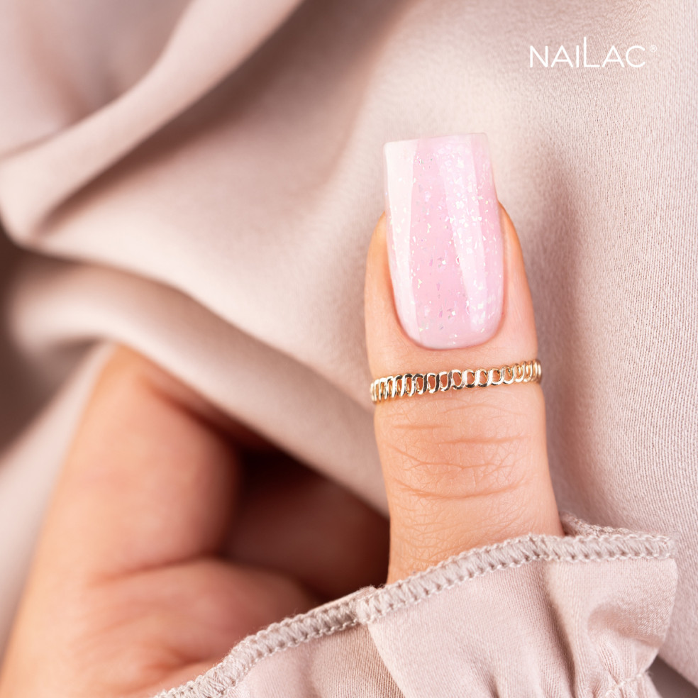 Manicure wykonany żelem w butelce Jelly Bottle Bling Aurora