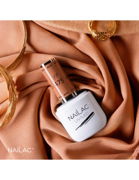 Butelka z lakierem hybrydowym w kolorze ciepłego brązu