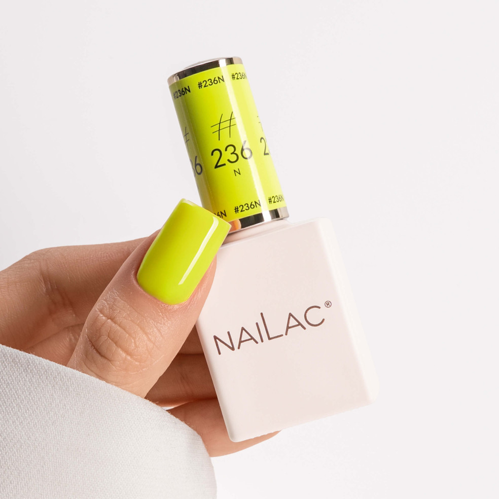 kciuk pomalowany neonowym żółtym  lakierem #236 NaiLac